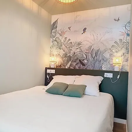 Le Magnolia * 拉沃尔